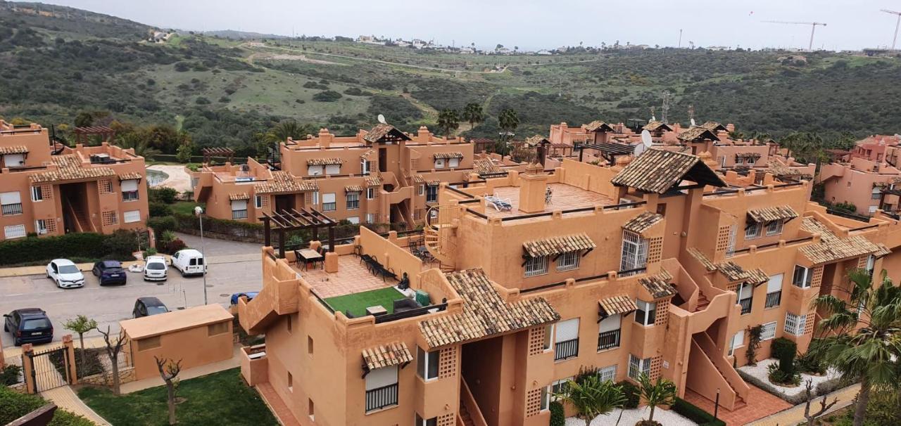 2 Bedroom Penthouse With A Private 360 Rooftop Terrace With Sea And Mountain Views Bahia de Casares Eksteriør bilde