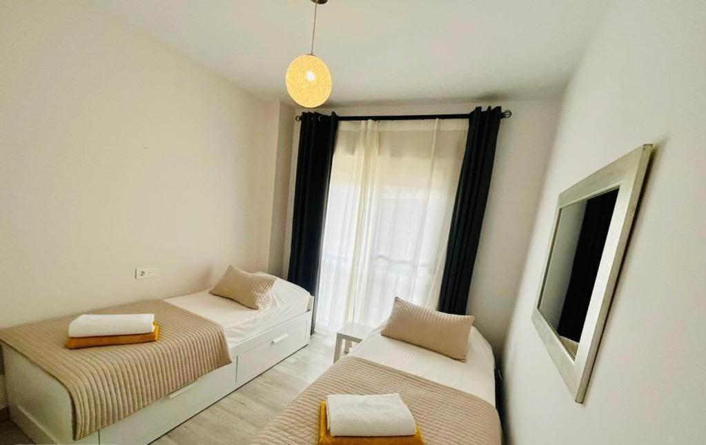 2 Bedroom Penthouse With A Private 360 Rooftop Terrace With Sea And Mountain Views Bahia de Casares Eksteriør bilde